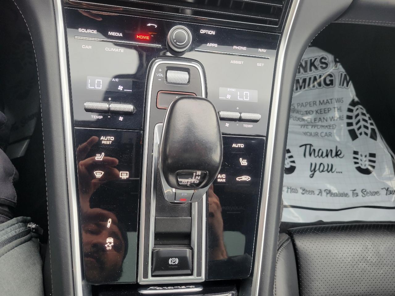 Porsche Panamera GTS AWD 2019