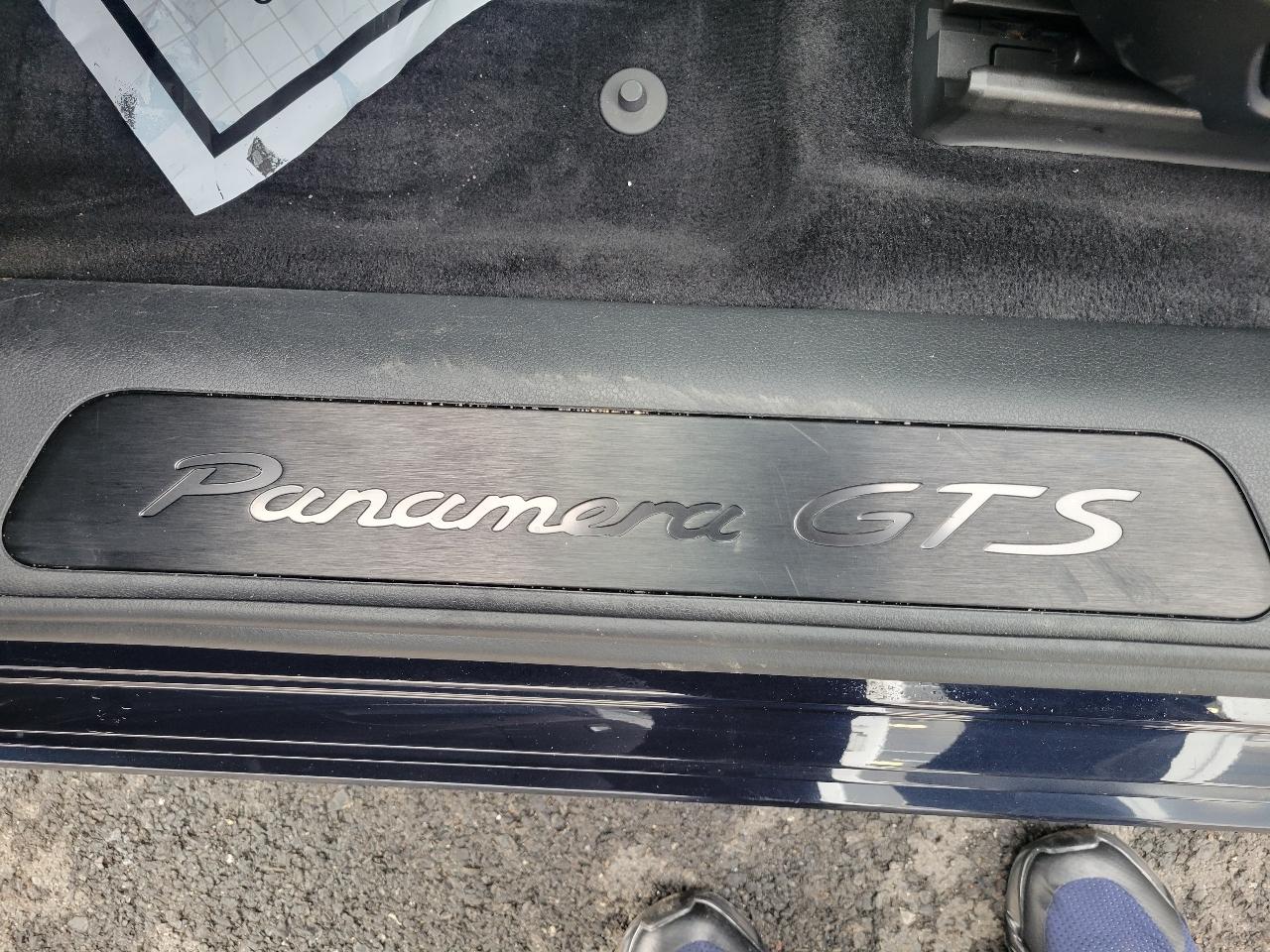 Porsche Panamera GTS AWD 2019