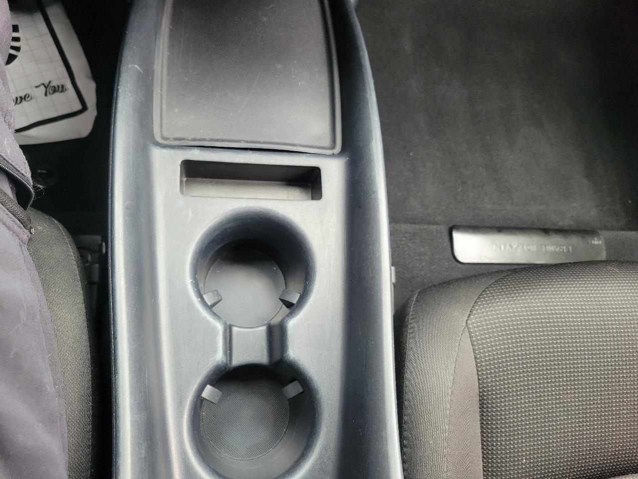 Toyota Prius L Eco (Natl) 2021