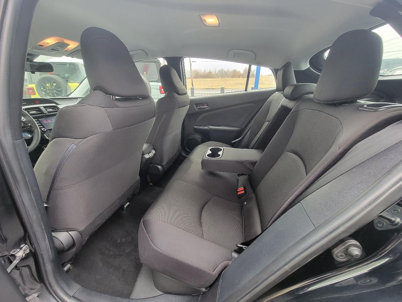 Toyota Prius L Eco (Natl) 2021