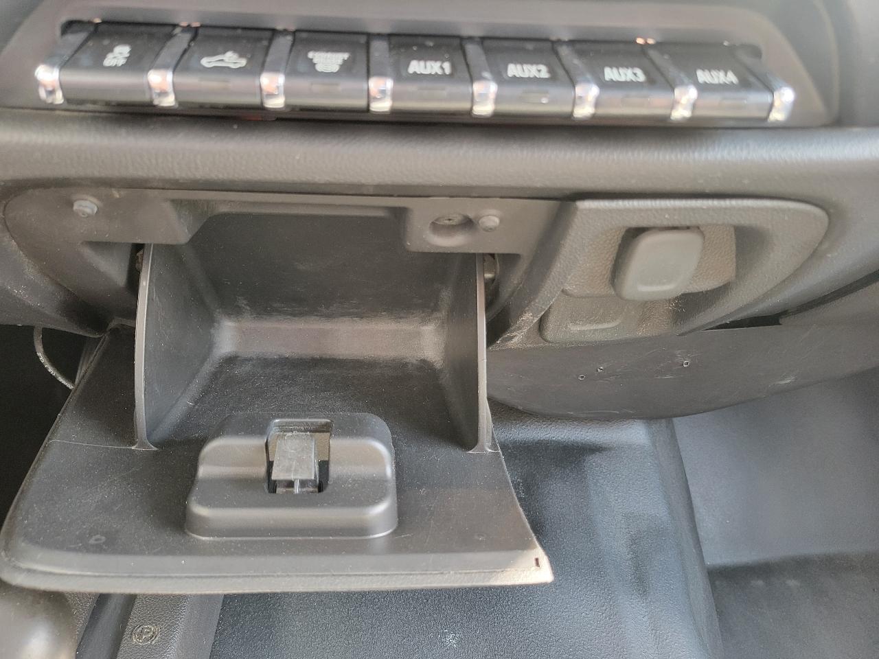 GMC Sierra 3500HD 4WD Crew Cab 167.7" 2016