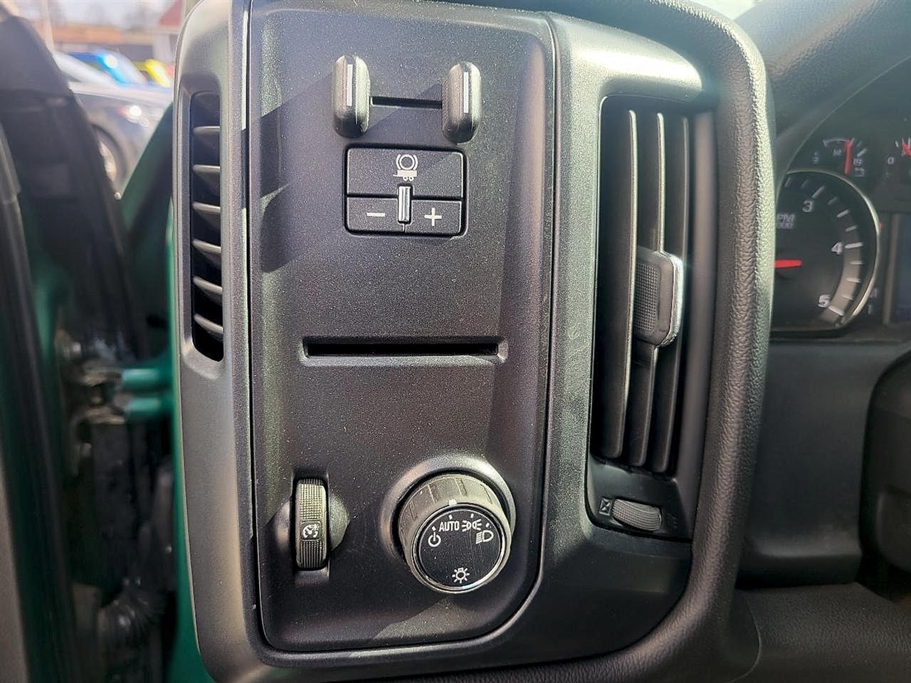 GMC Sierra 3500HD 4WD Crew Cab 167.7" 2016