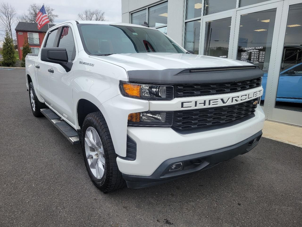 Chevrolet Silverado 1500 4WD Crew Cab 147" Custom 2021