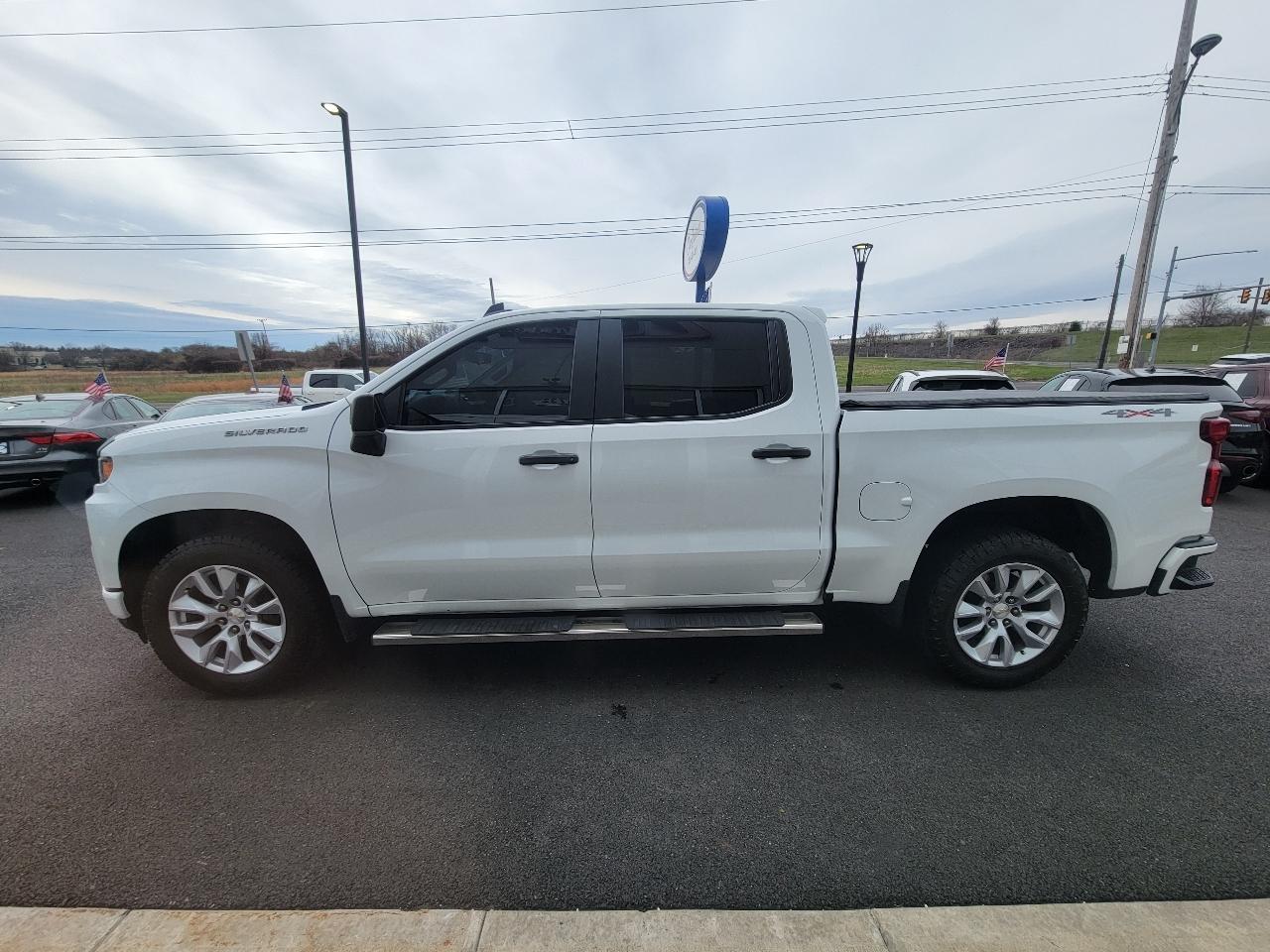 Chevrolet Silverado 1500 4WD Crew Cab 147" Custom 2021
