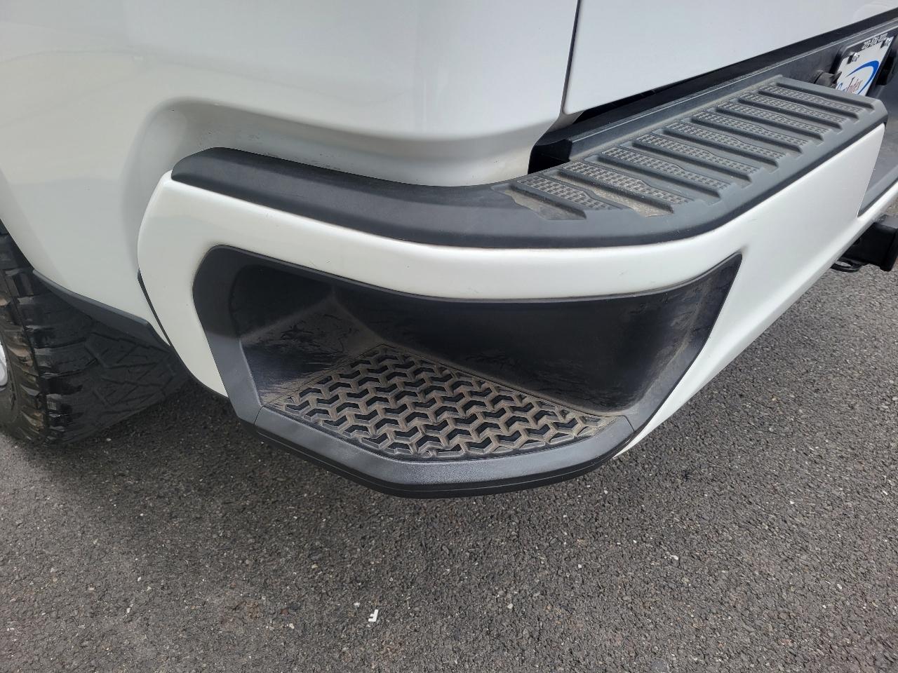 Chevrolet Silverado 1500 4WD Crew Cab 147" Custom 2021