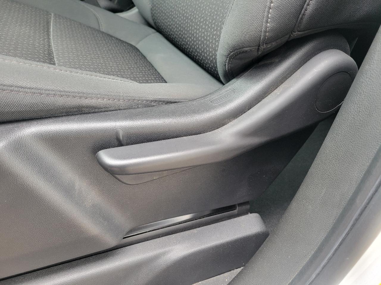 Chevrolet Silverado 1500 4WD Crew Cab 147" Custom 2021