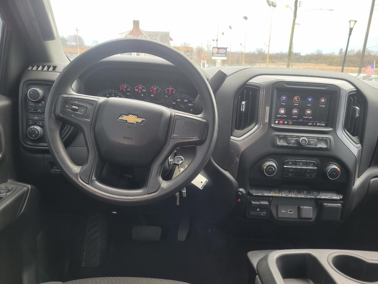 Chevrolet Silverado 1500 4WD Crew Cab 147" Custom 2021