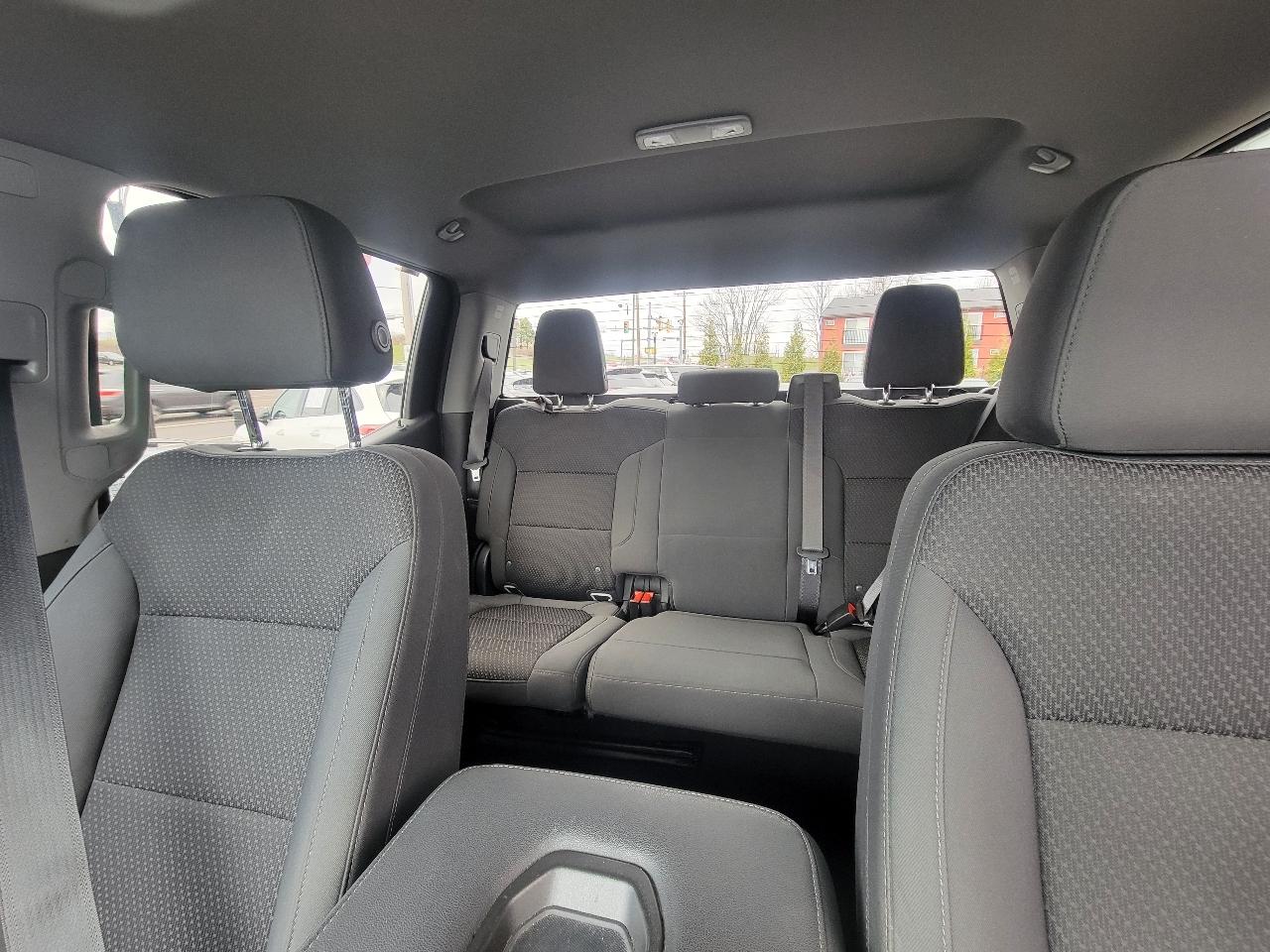 Chevrolet Silverado 1500 4WD Crew Cab 147" Custom 2021