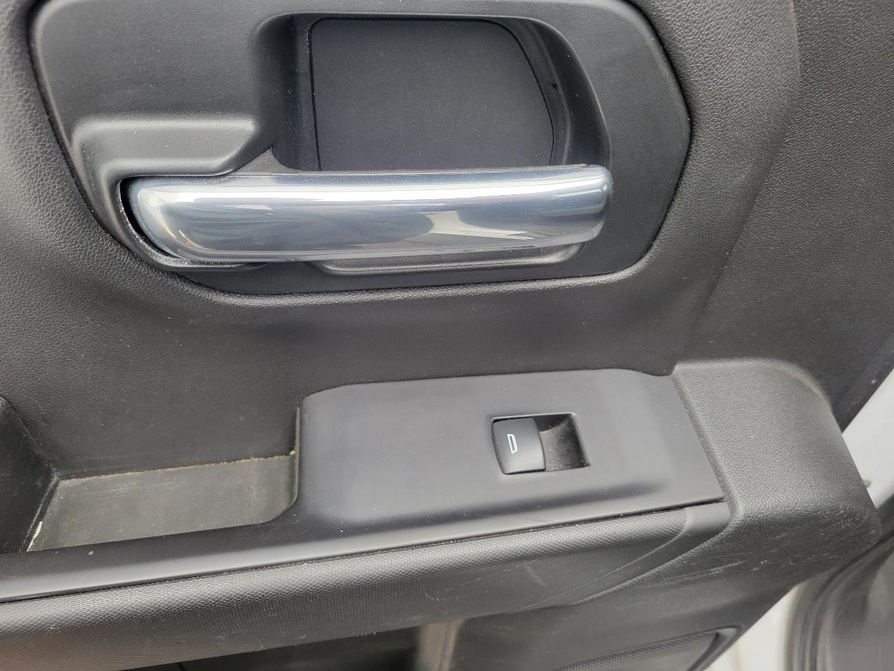 Chevrolet Silverado 1500 4WD Crew Cab 147" Custom 2021