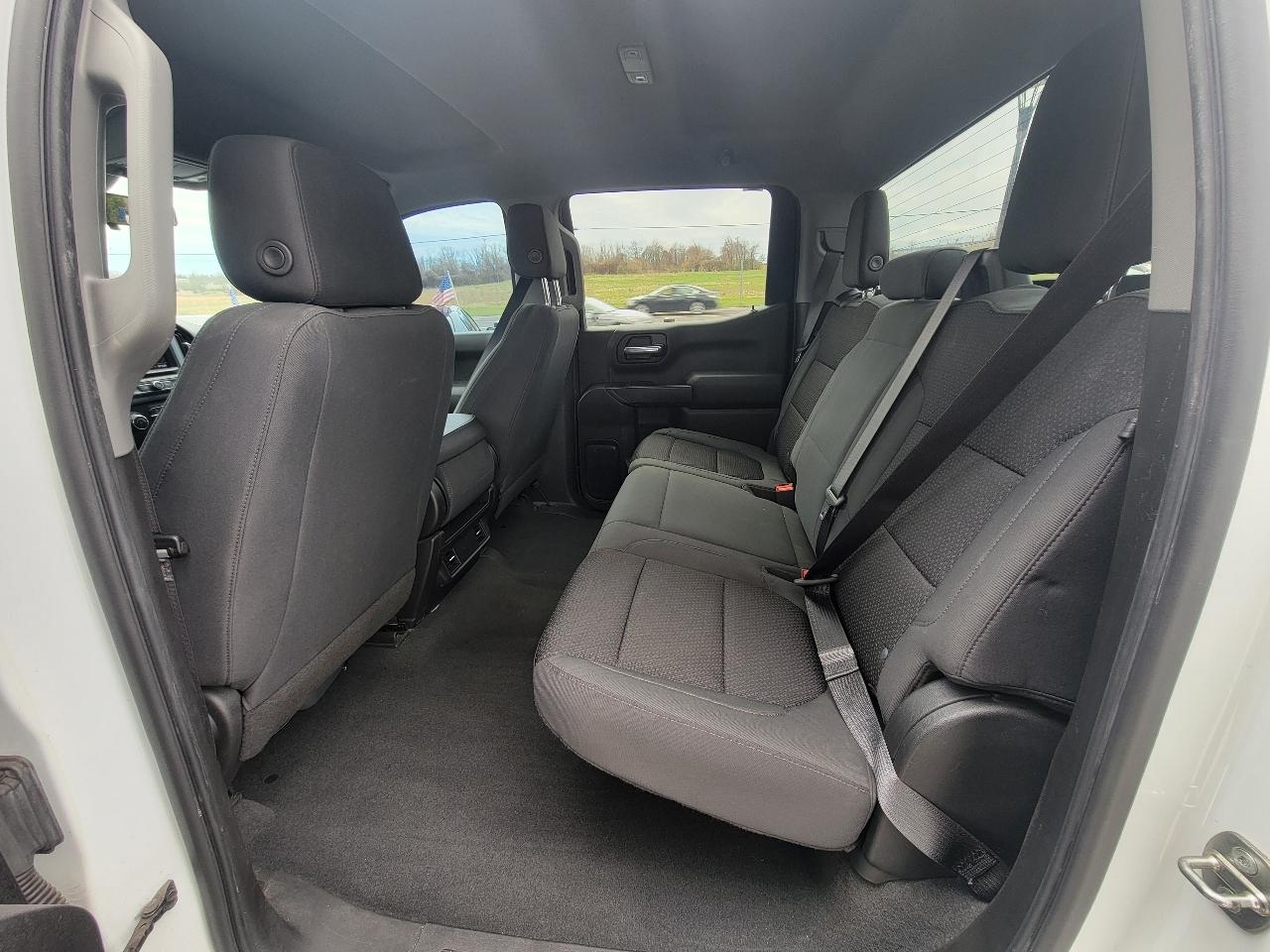 Chevrolet Silverado 1500 4WD Crew Cab 147" Custom 2021