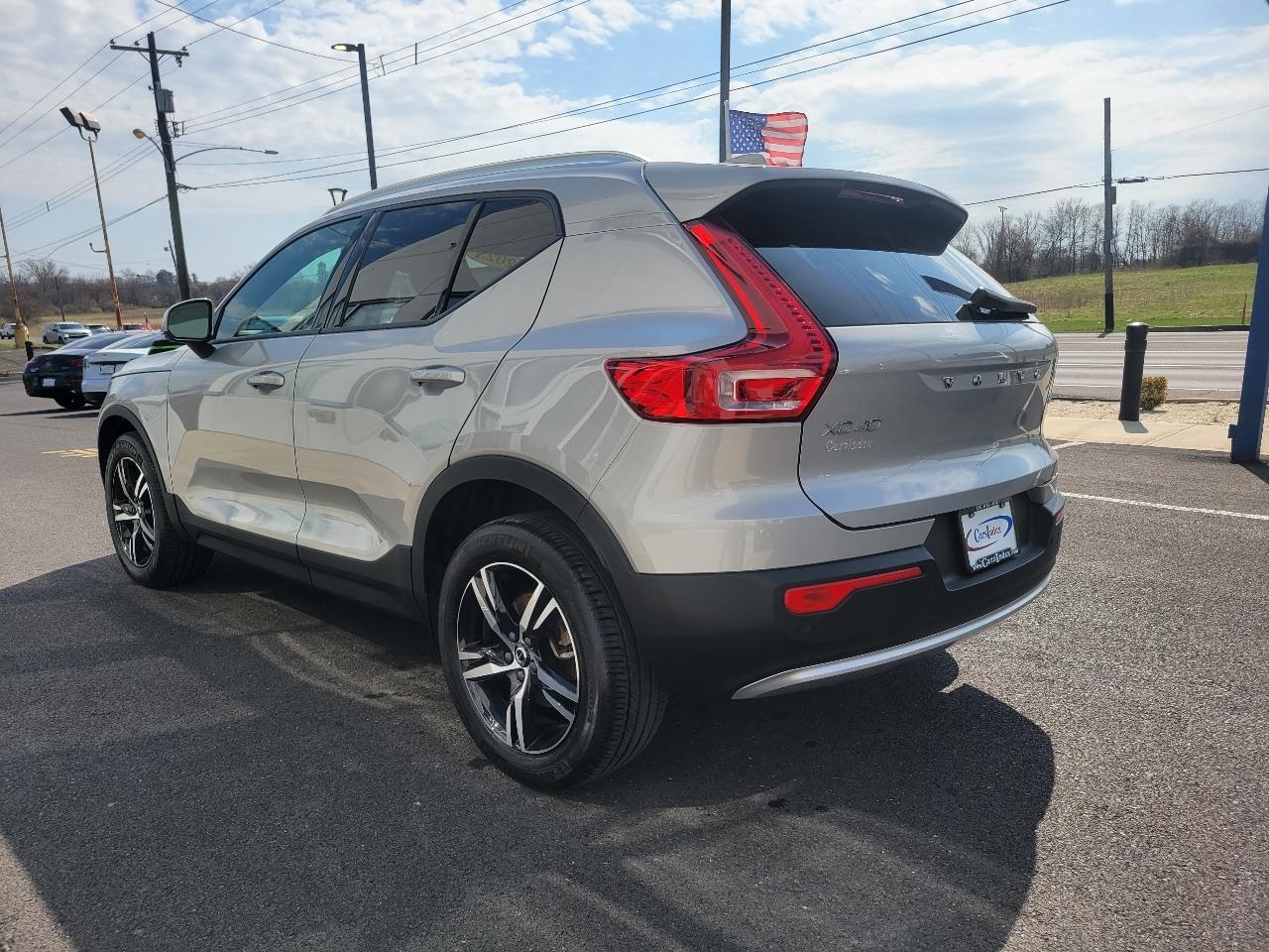 Volvo XC40 B5 AWD Core 2023