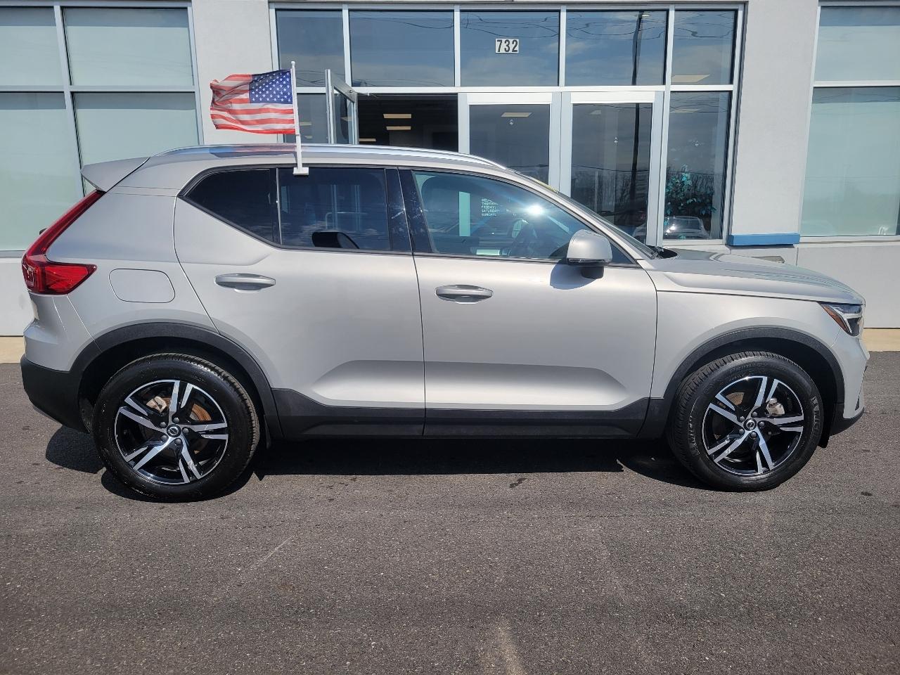 Volvo XC40 B5 AWD Core 2023