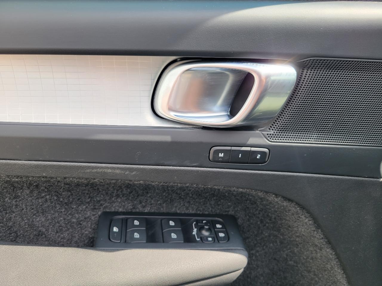 Volvo XC40 B5 AWD Core 2023