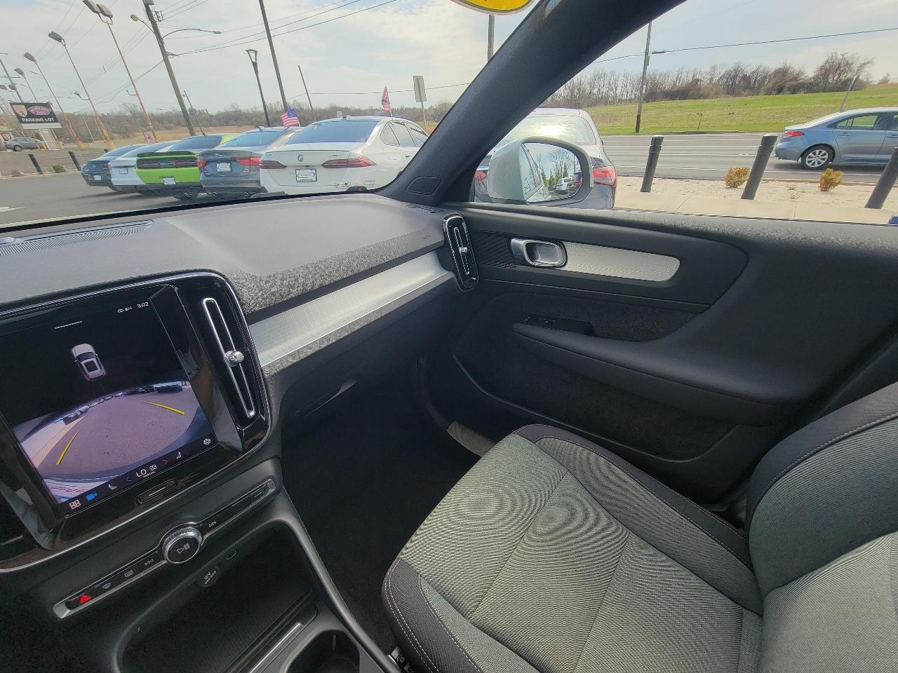 Volvo XC40 B5 AWD Core 2023