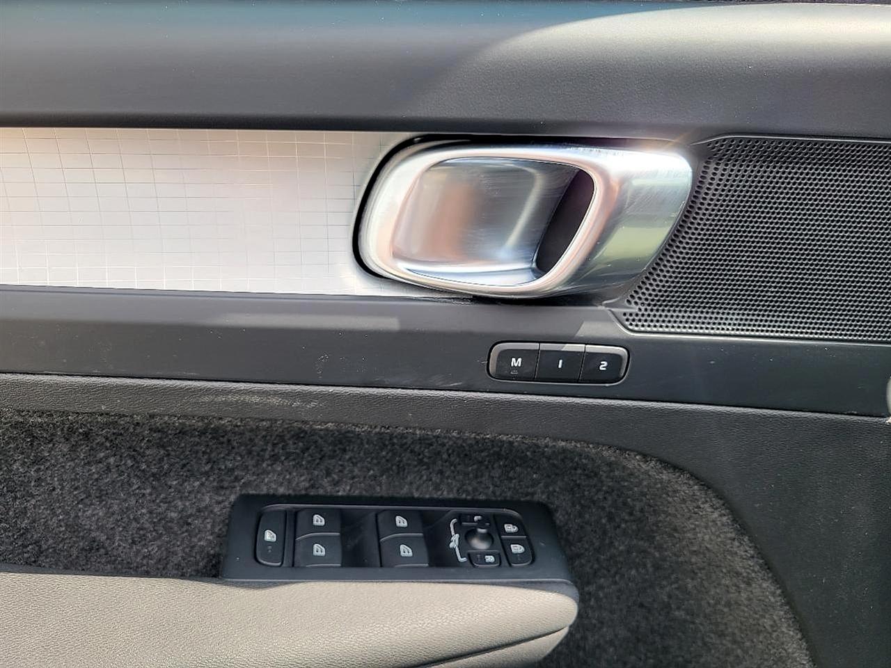 Volvo XC40 B5 AWD Core 2023