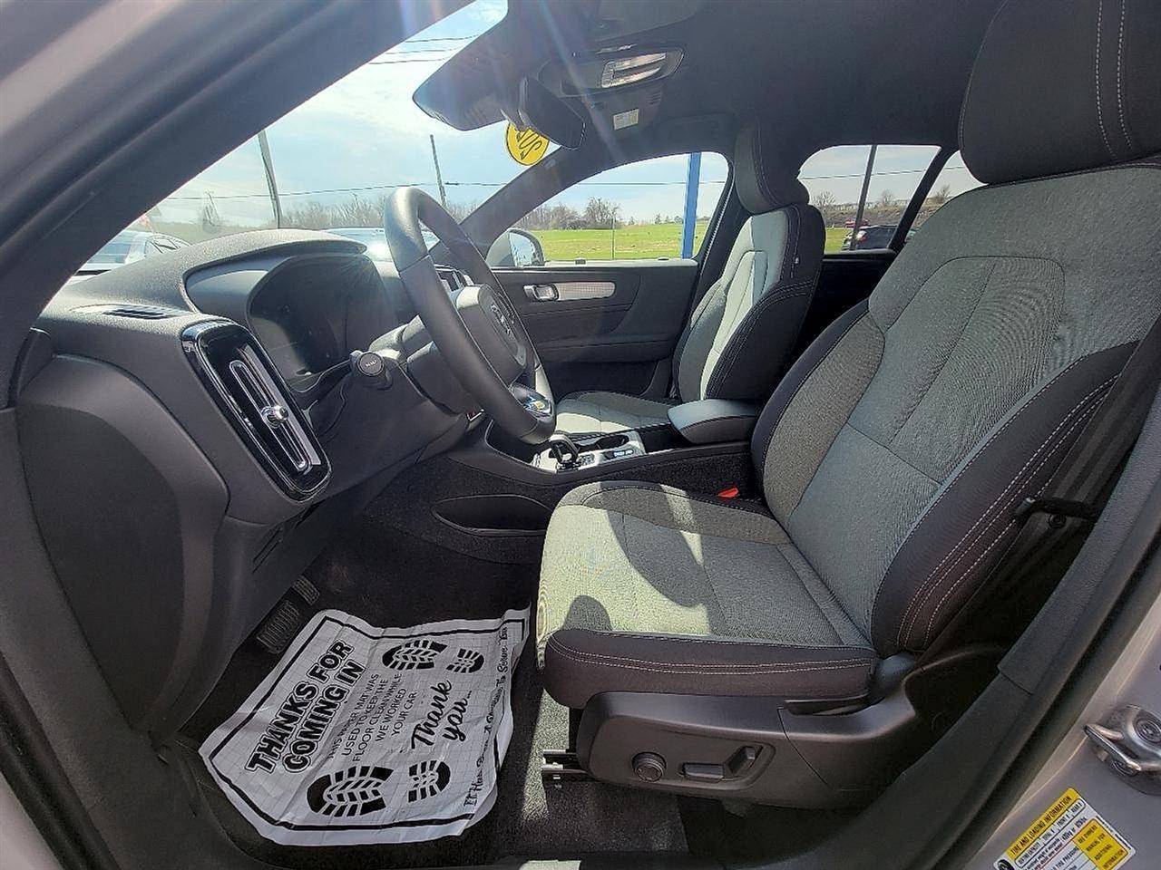 Volvo XC40 B5 AWD Core 2023