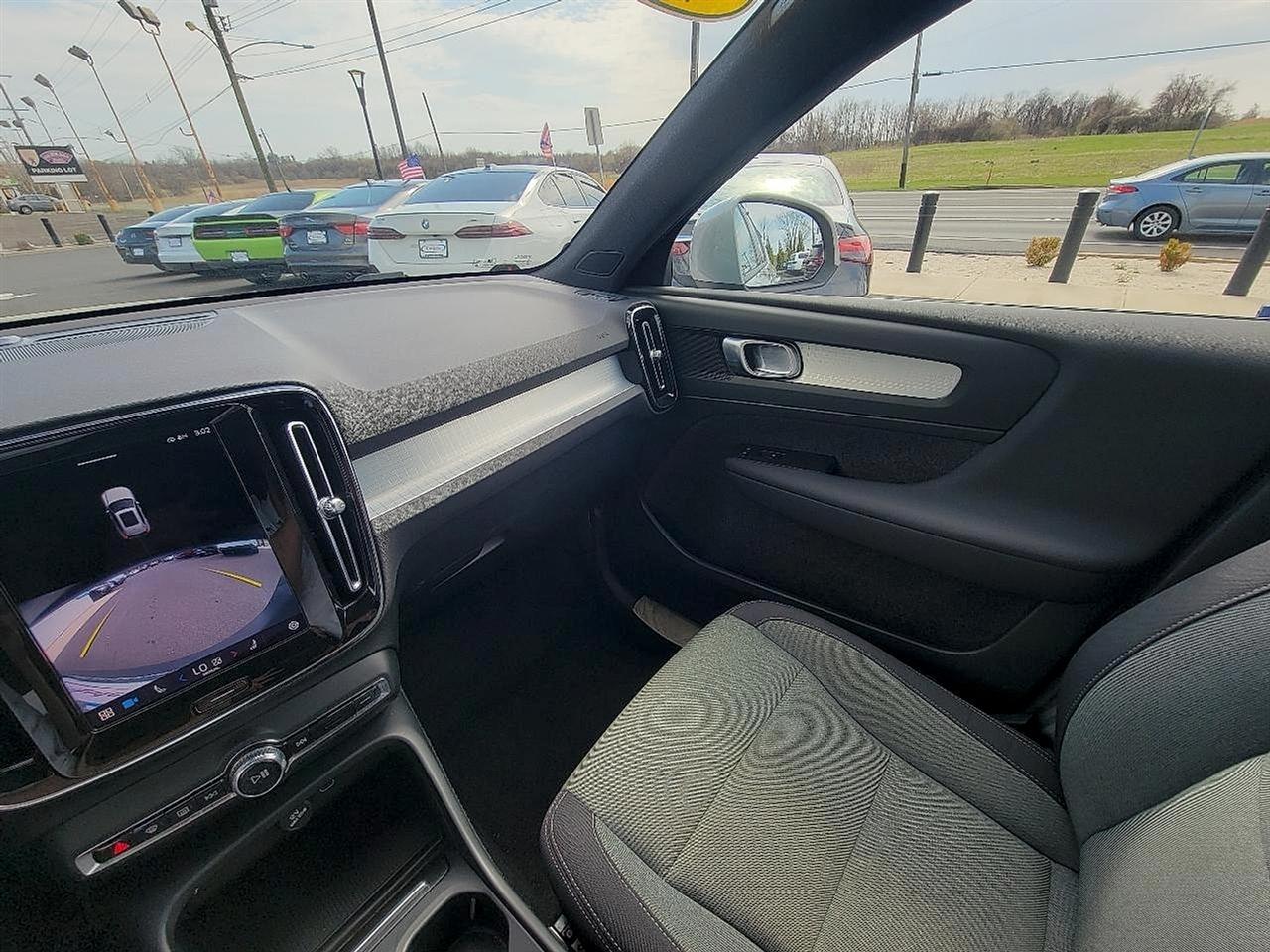 Volvo XC40 B5 AWD Core 2023