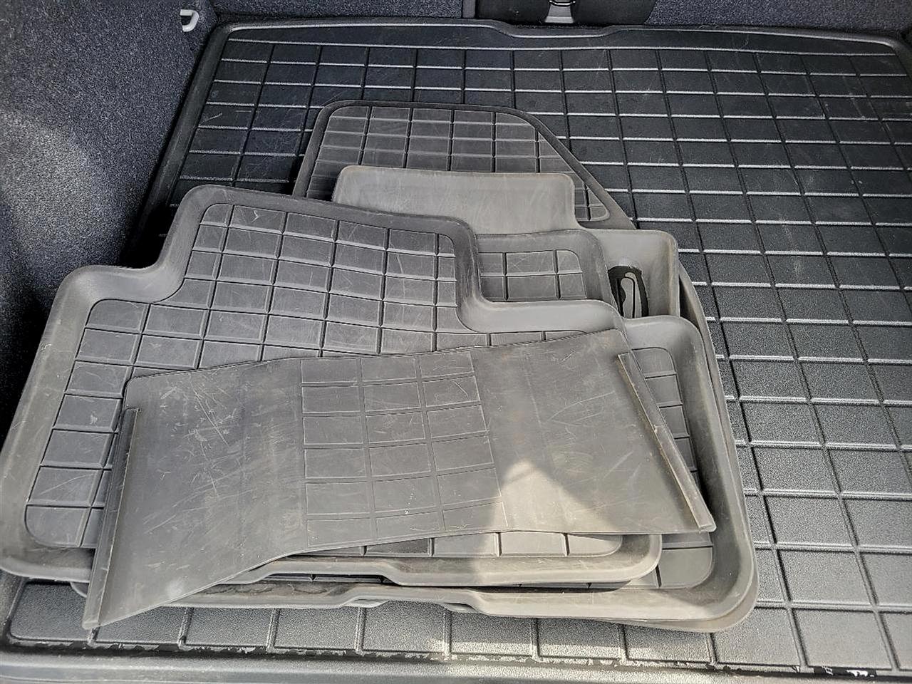 Volvo XC40 B5 AWD Core 2023