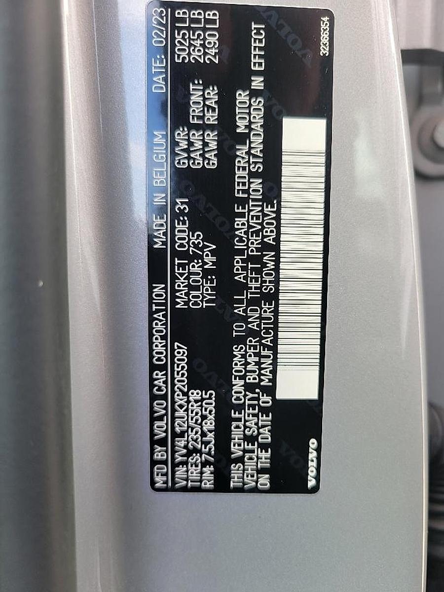 Volvo XC40 B5 AWD Core 2023