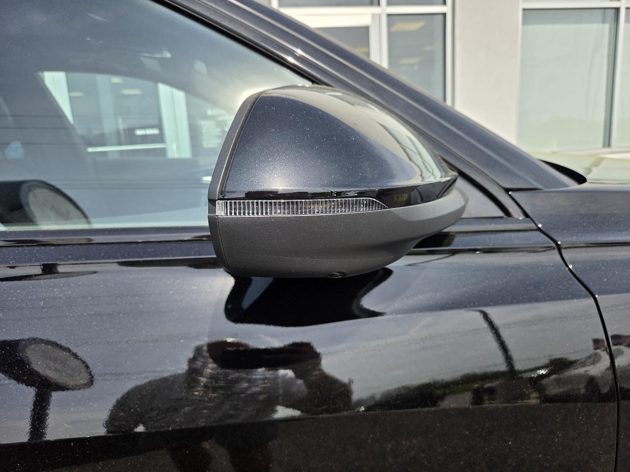 Audi Q8 Premium 55 TFSI quattro 2025