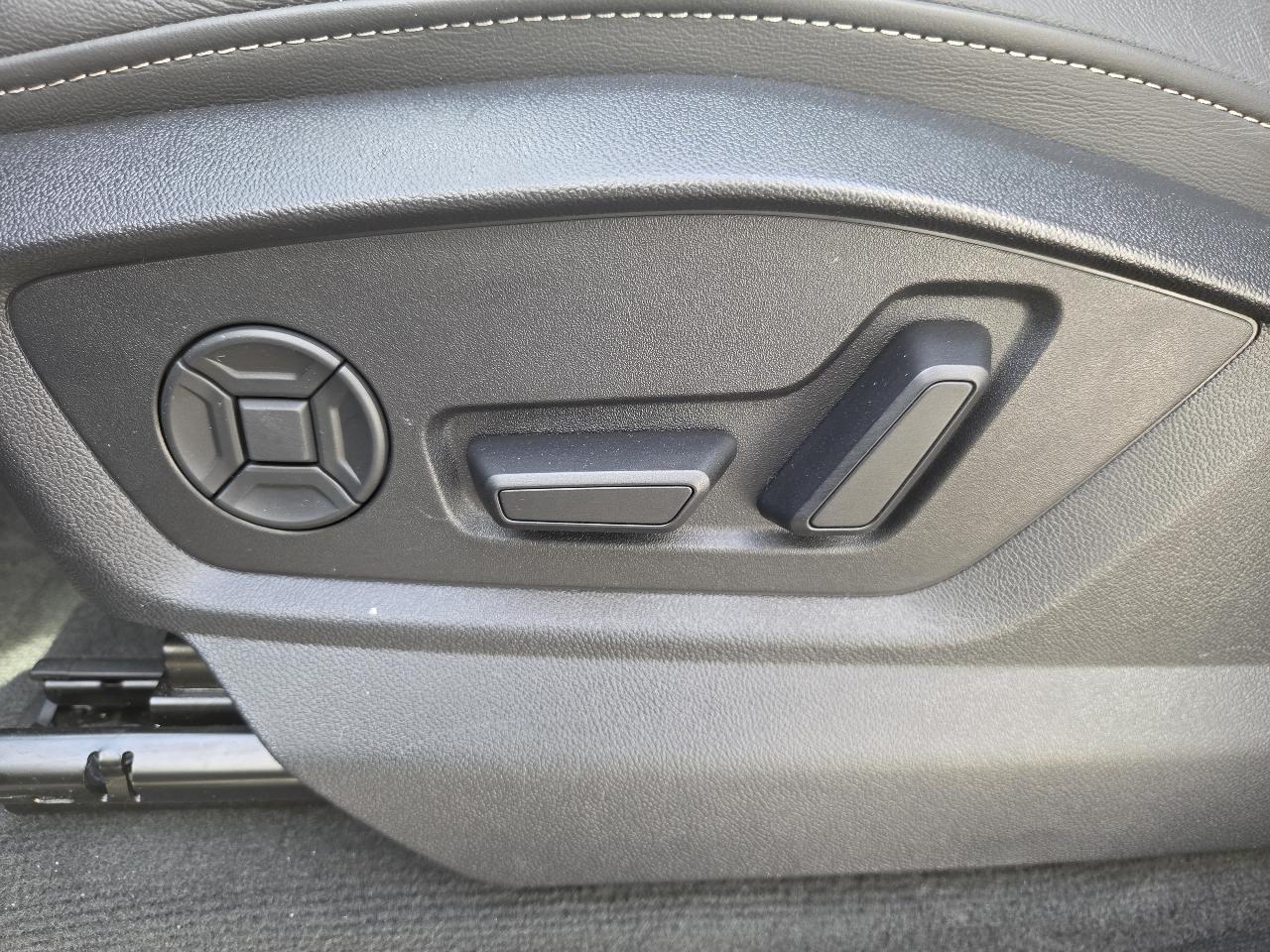 Audi Q8 Premium 55 TFSI quattro 2025