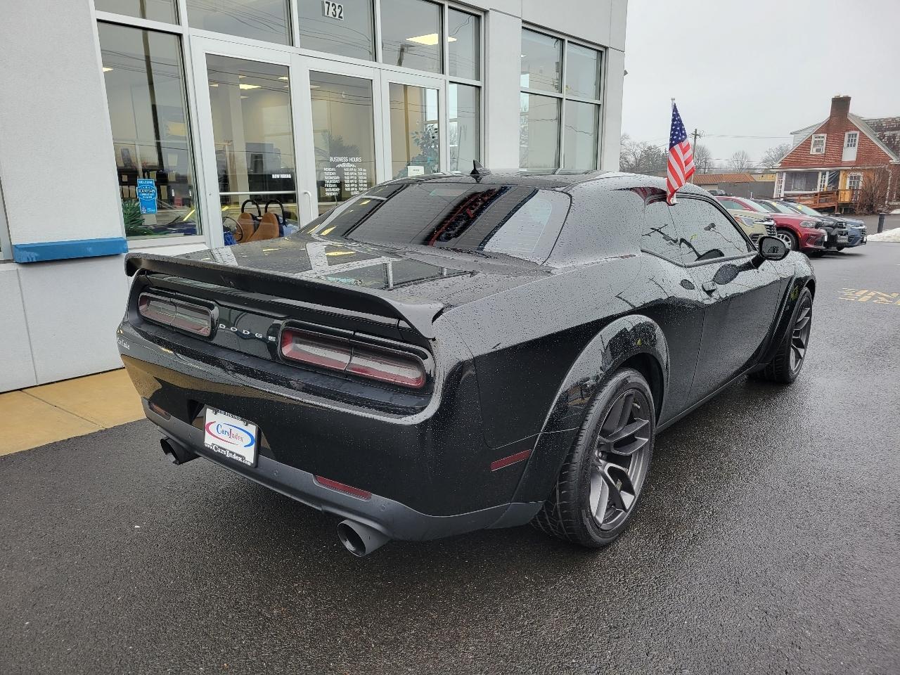 Dodge Challenger R/T Scat Pack Widebody RWD 2022