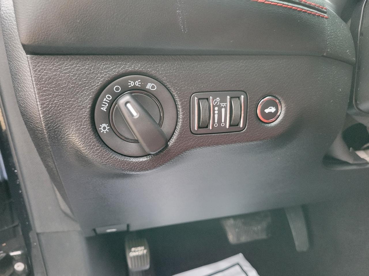 Dodge Challenger R/T Scat Pack Widebody RWD 2022