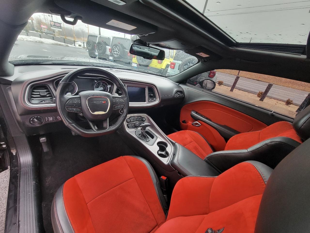 Dodge Challenger R/T Scat Pack Widebody RWD 2022