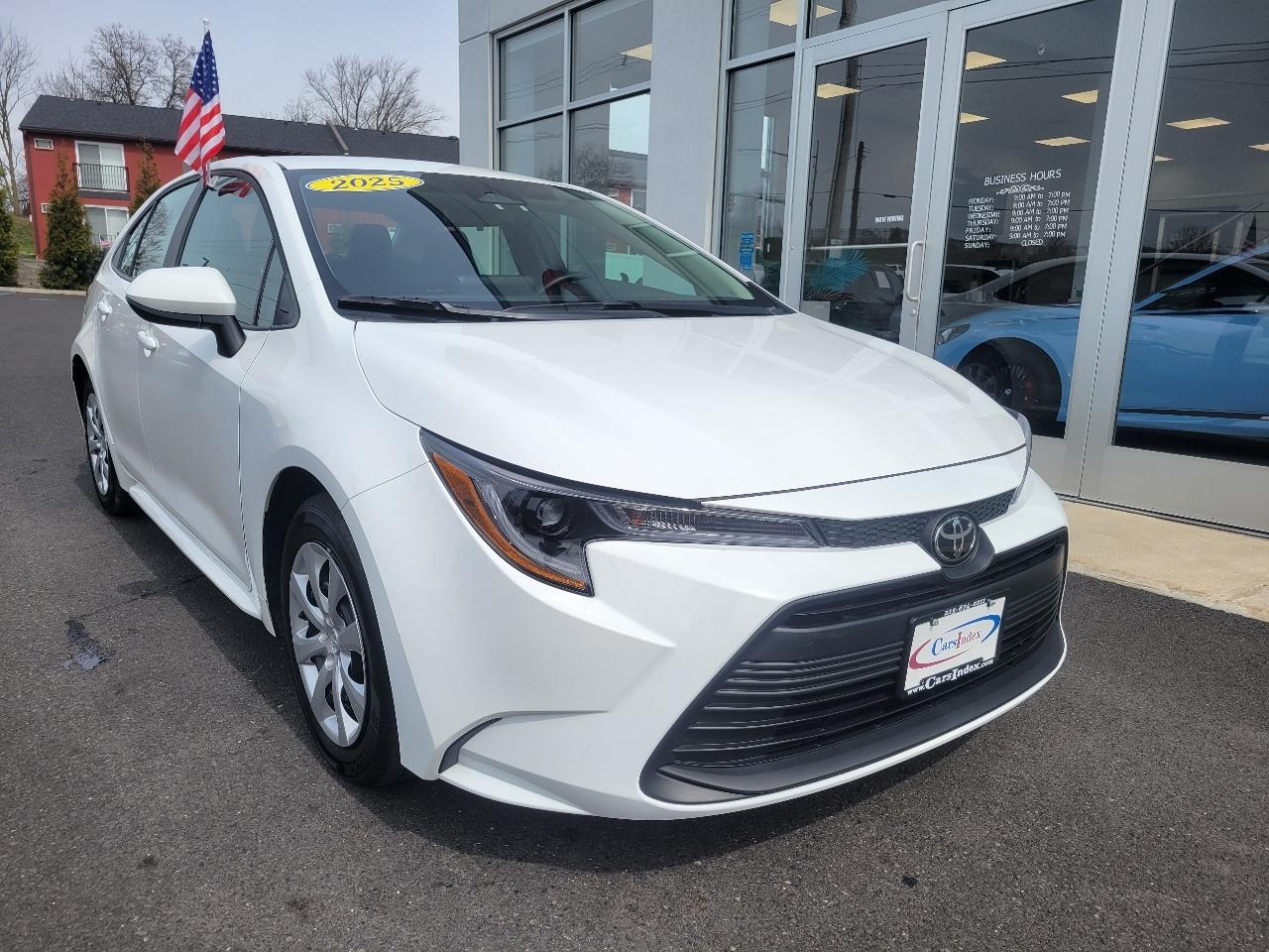 Toyota Corolla LE CVT (Natl) 2025