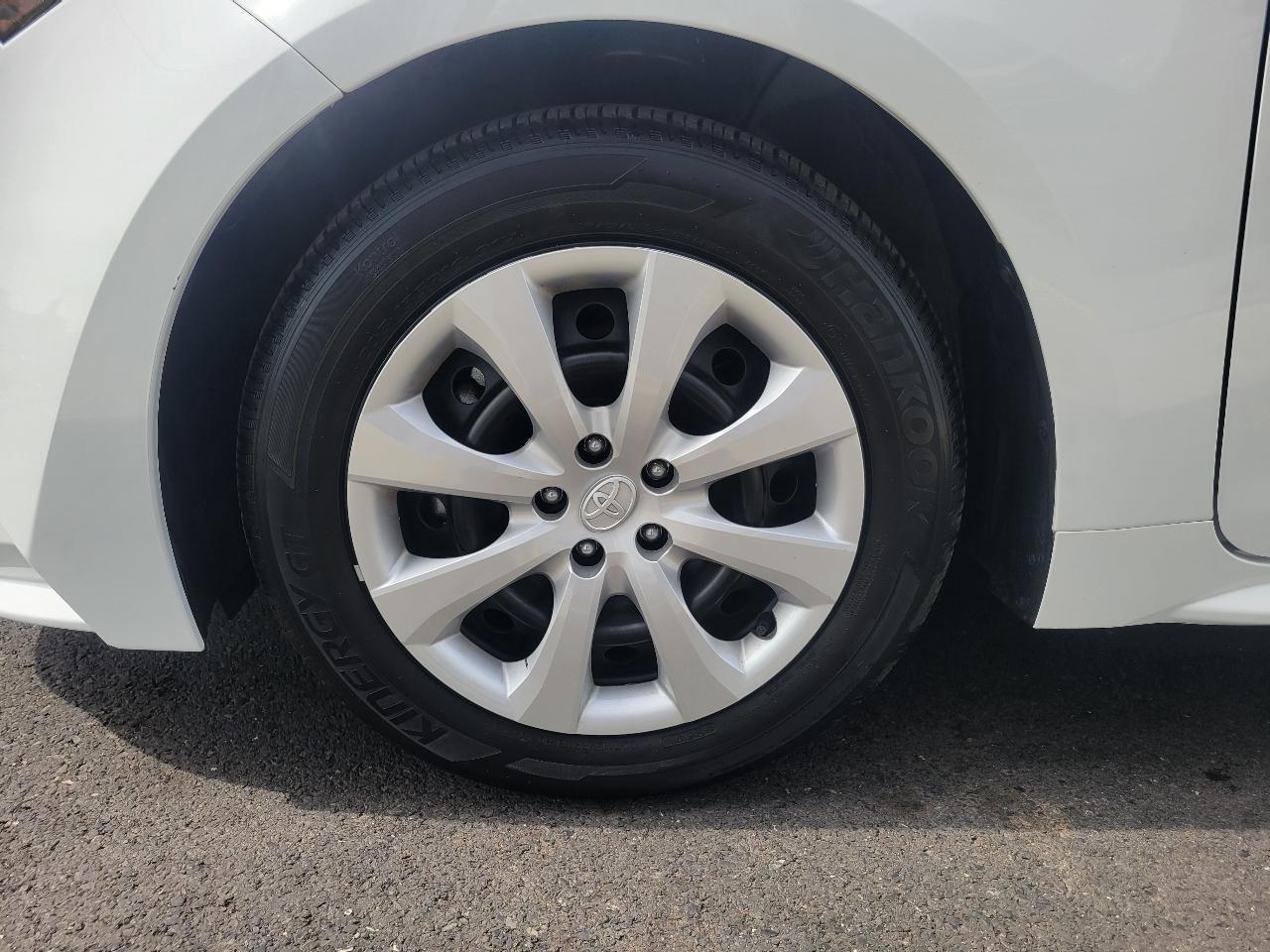 Toyota Corolla LE CVT (Natl) 2025