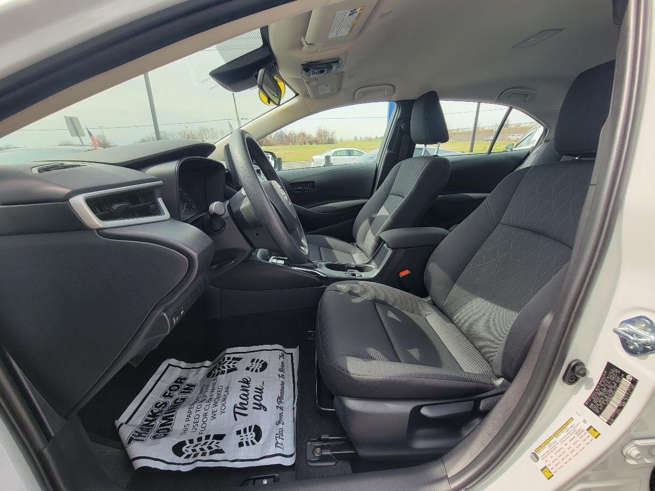 Toyota Corolla LE CVT (Natl) 2025