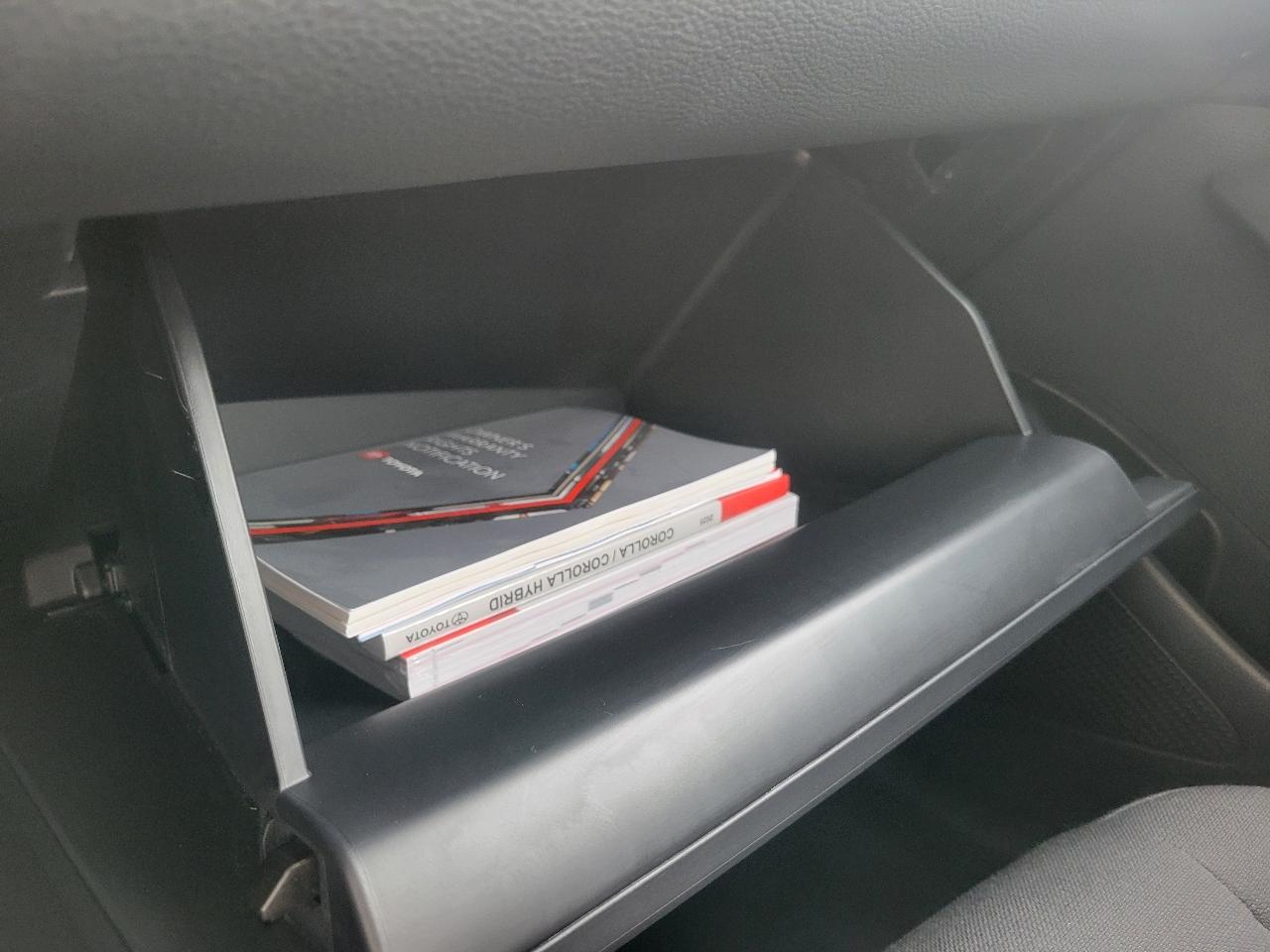 Toyota Corolla LE CVT (Natl) 2025