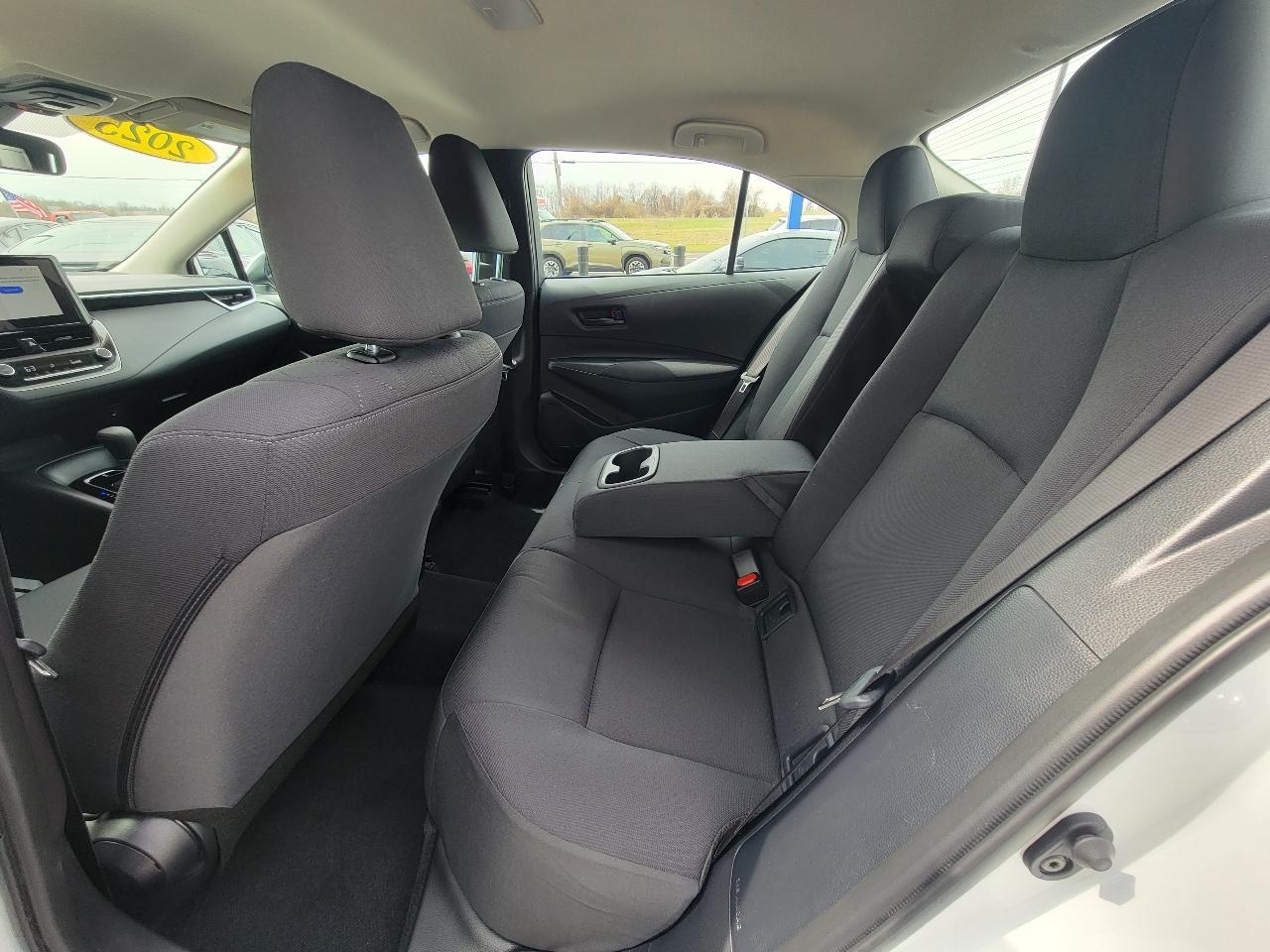 Toyota Corolla LE CVT (Natl) 2025