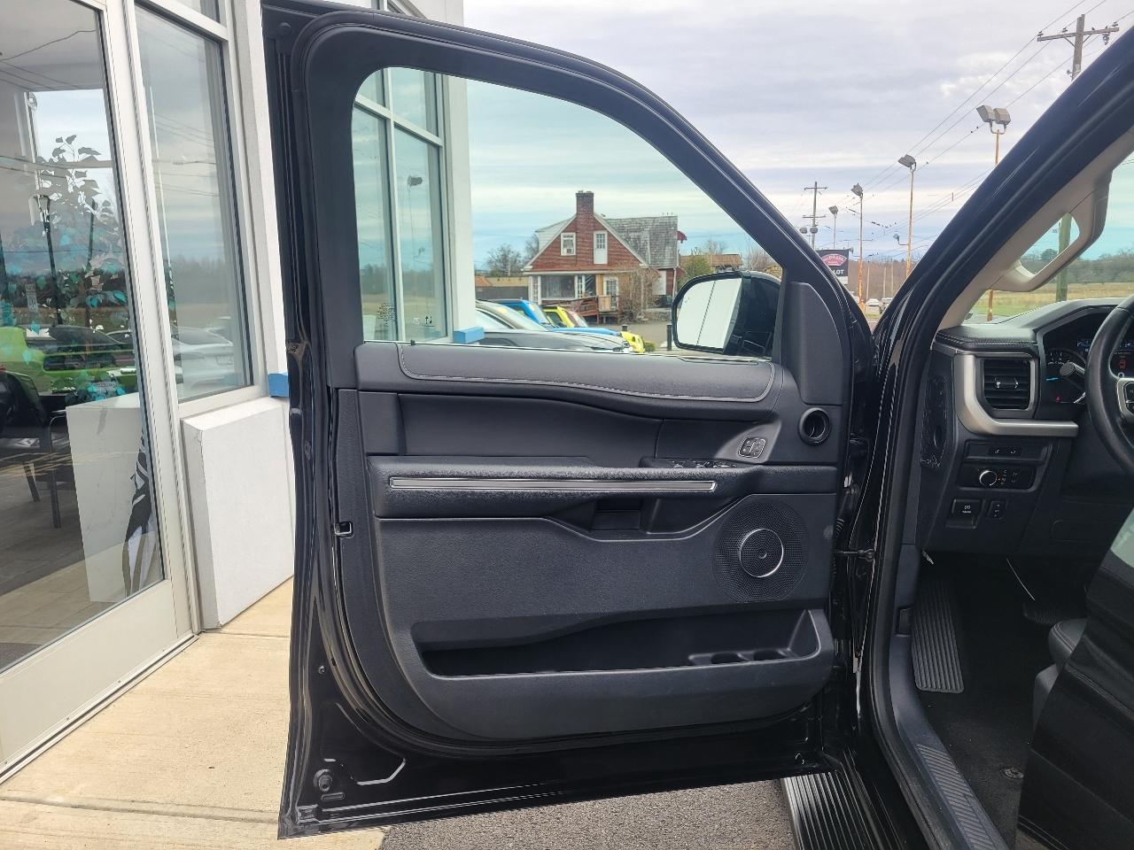 Ford Expedition Max XLT 4x4 2024