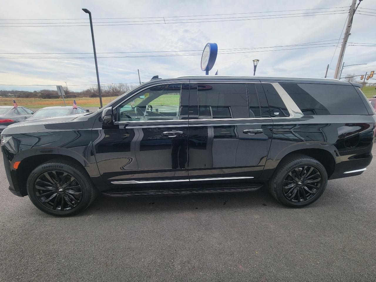 Cadillac Escalade ESV RWD 4dr Premium Luxury 2023