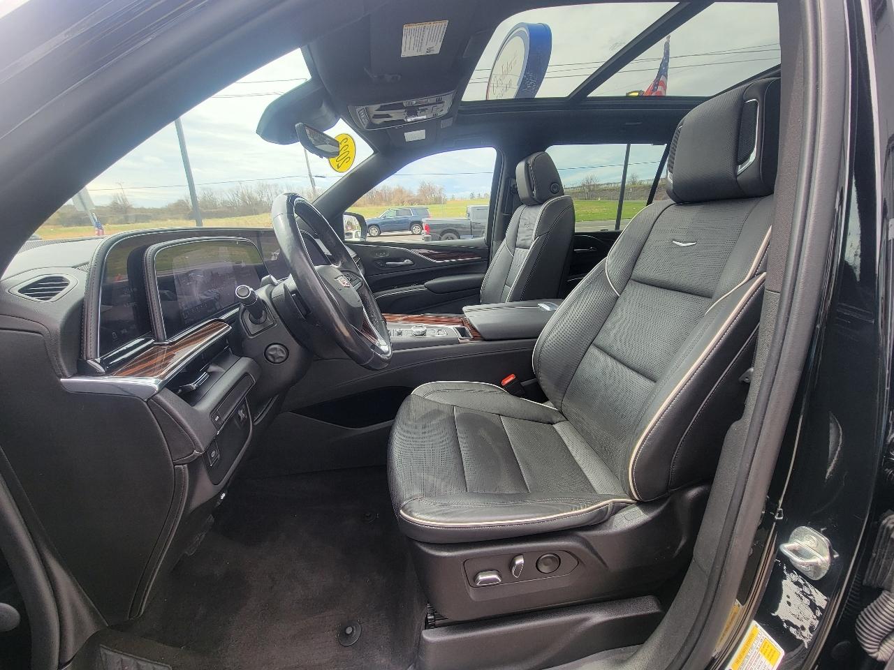 Cadillac Escalade ESV RWD 4dr Premium Luxury 2023