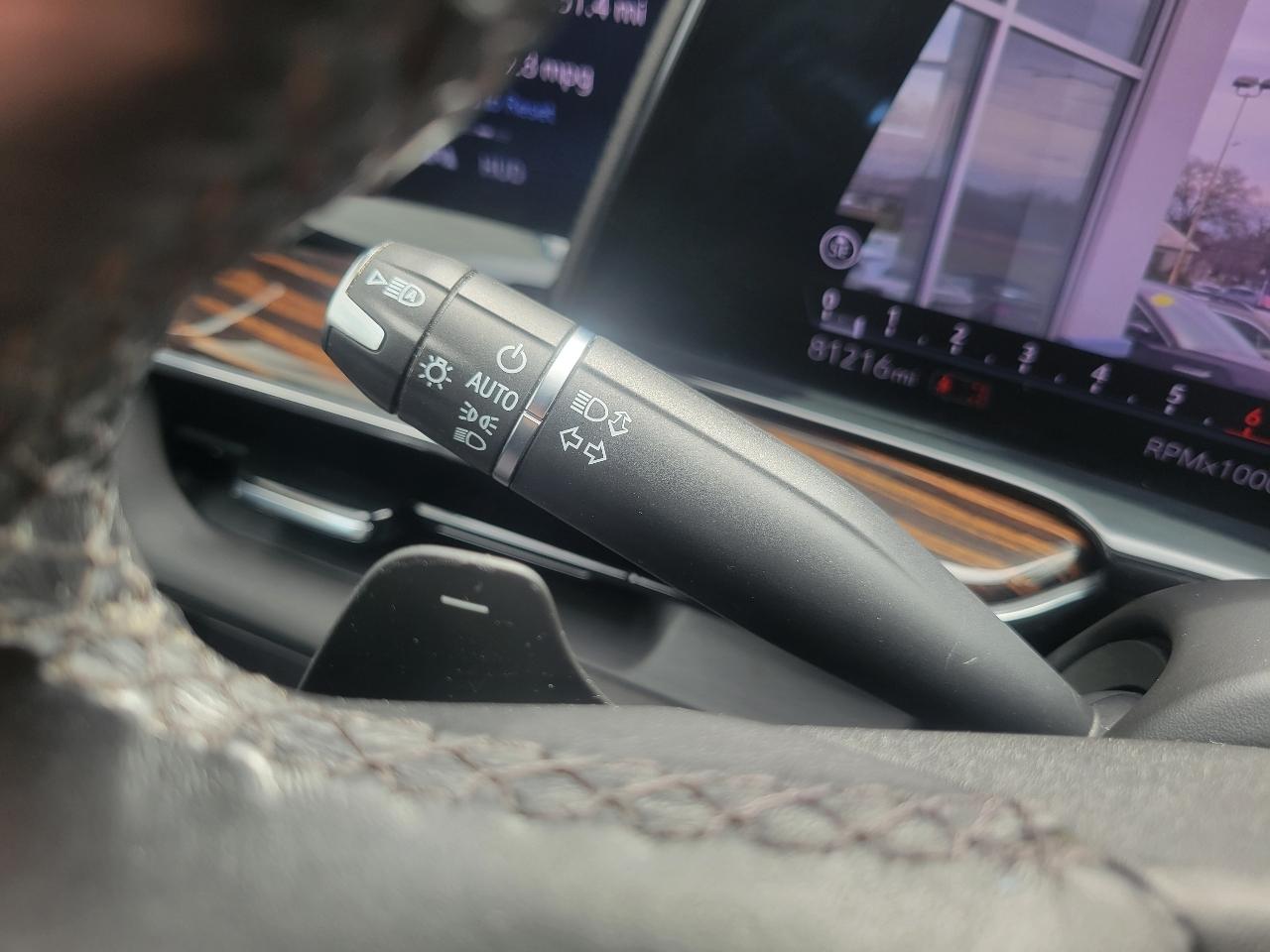 Cadillac Escalade ESV RWD 4dr Premium Luxury 2023