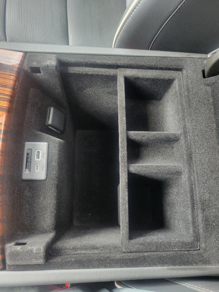 Cadillac Escalade ESV RWD 4dr Premium Luxury 2023