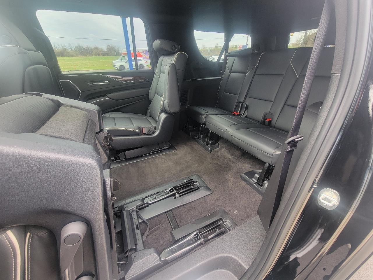 Cadillac Escalade ESV RWD 4dr Premium Luxury 2023