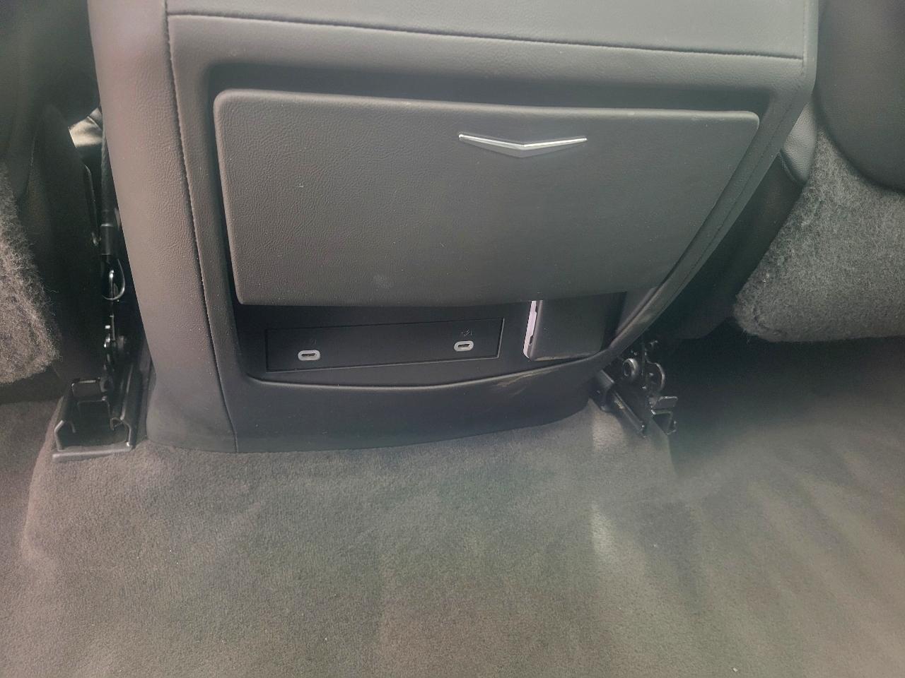 Cadillac Escalade ESV RWD 4dr Premium Luxury 2023