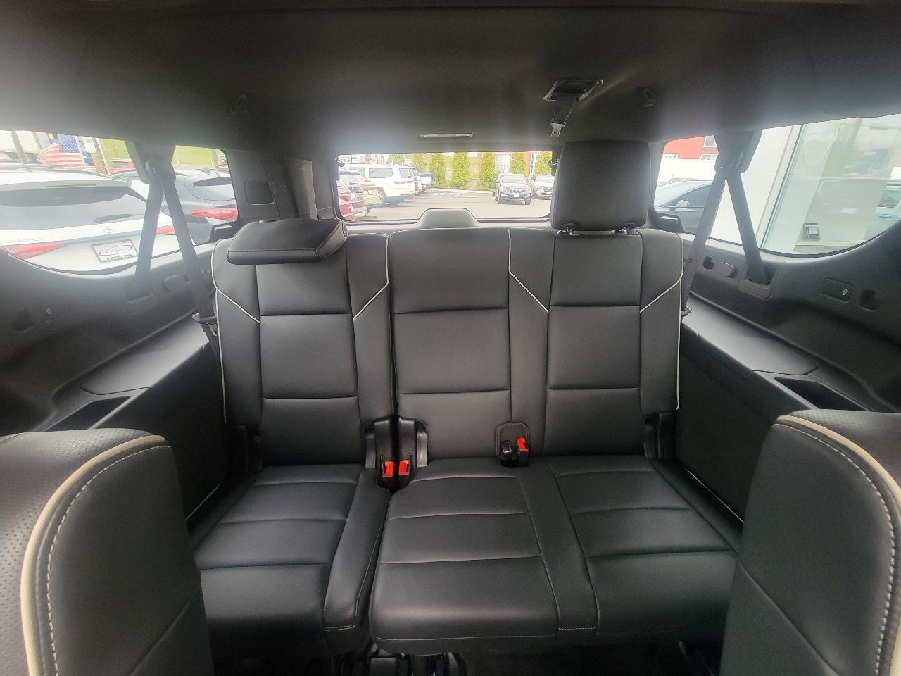 Cadillac Escalade ESV RWD 4dr Premium Luxury 2023