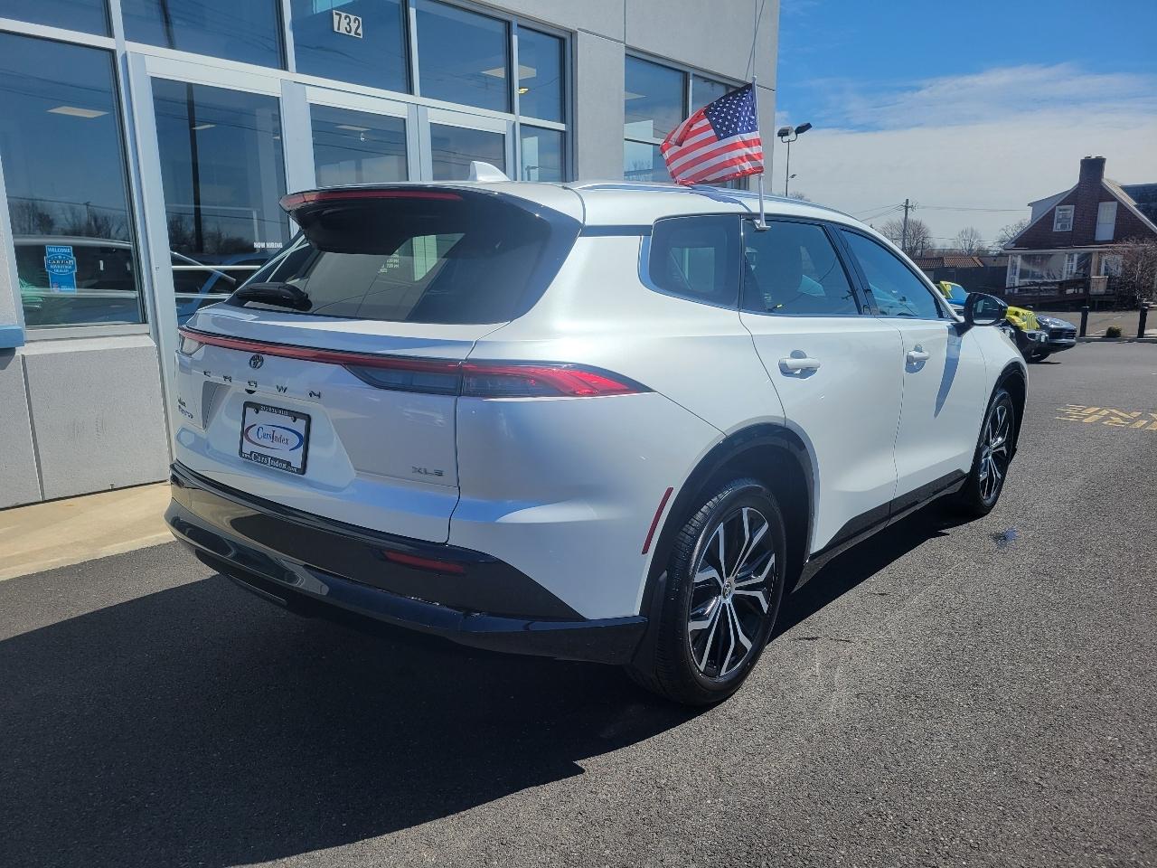 Toyota Crown Signia XLE AWD (Natl) 2025