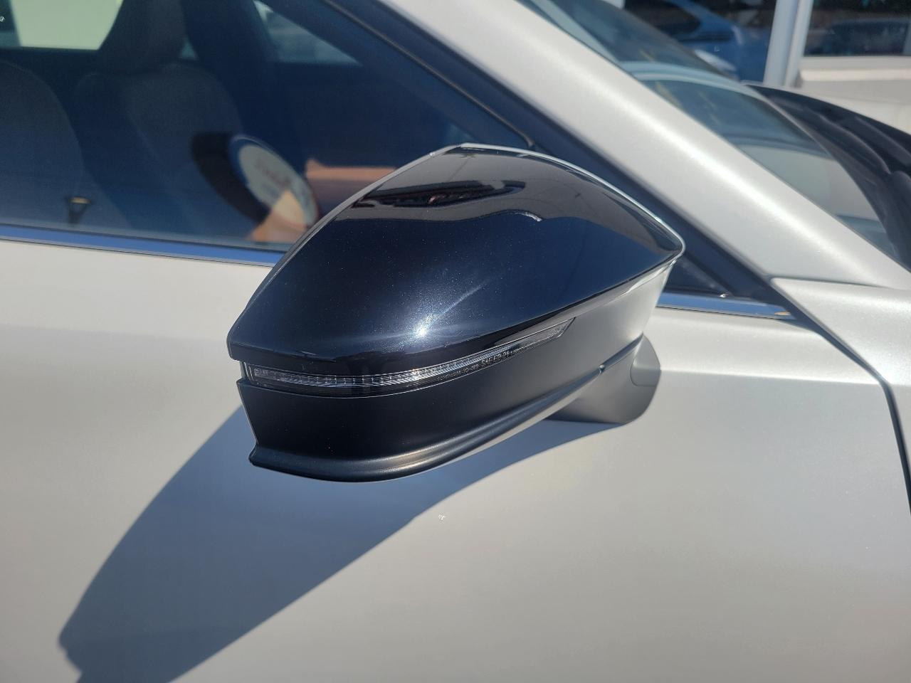 Toyota Crown Signia XLE AWD (Natl) 2025