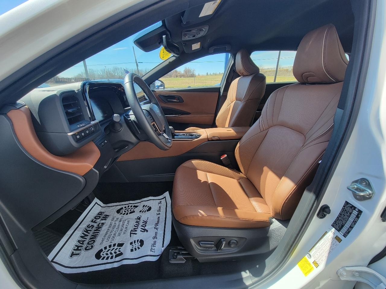 Toyota Crown Signia XLE AWD (Natl) 2025