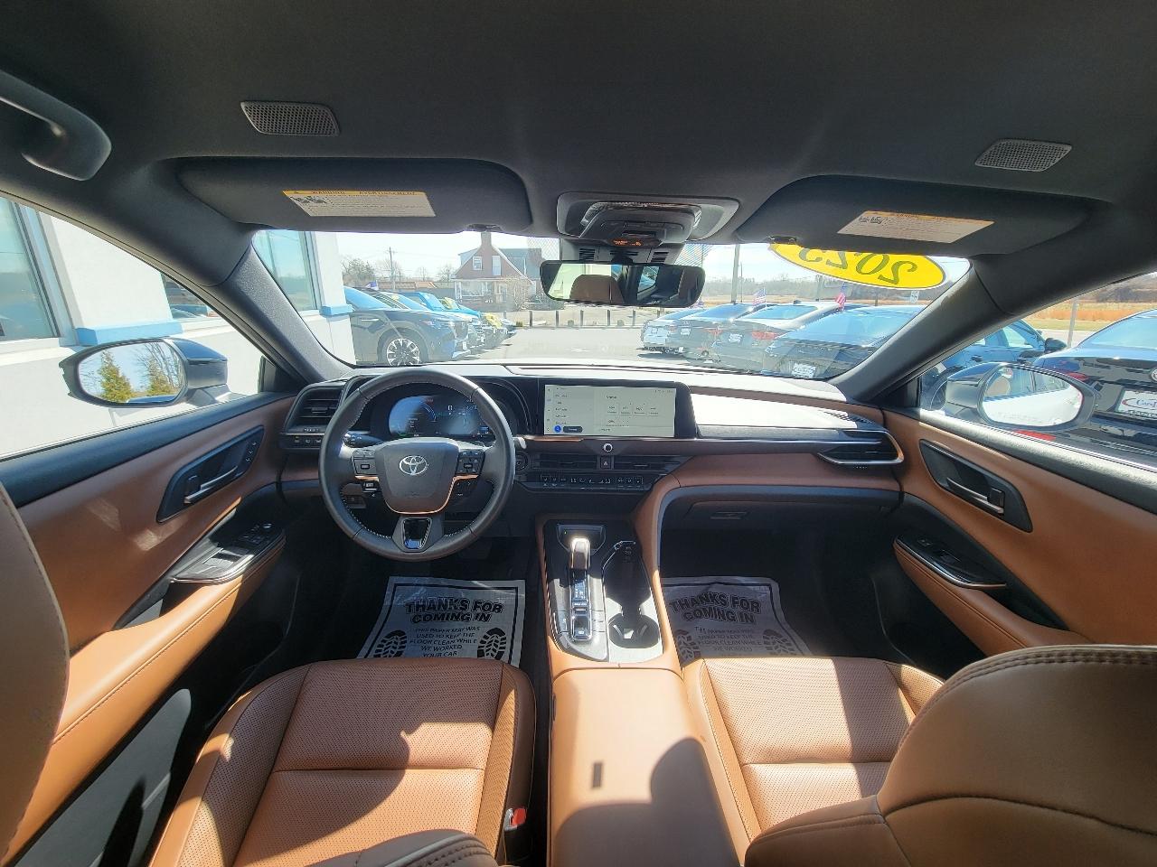 Toyota Crown Signia XLE AWD (Natl) 2025