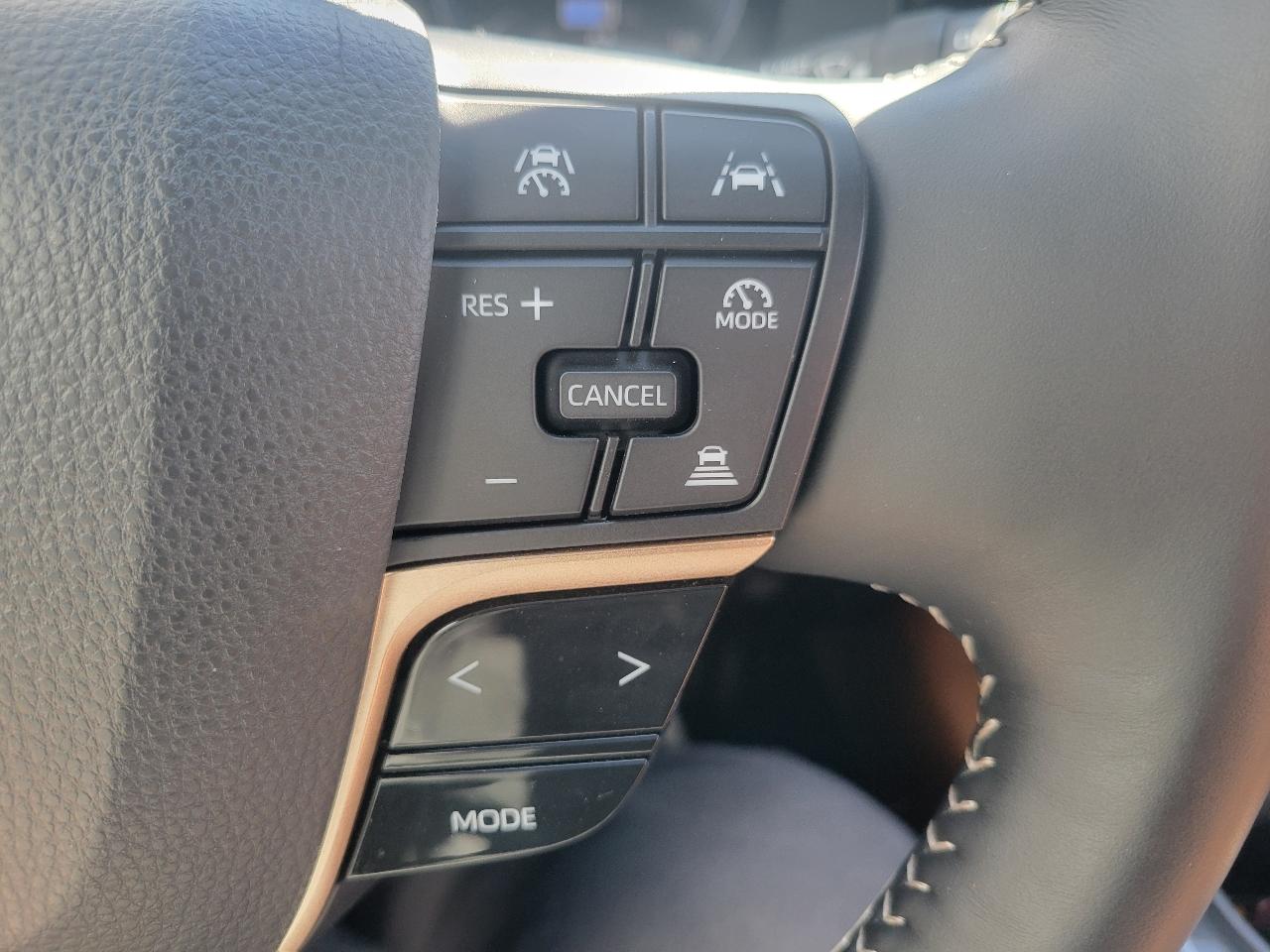 Toyota Crown Signia XLE AWD (Natl) 2025