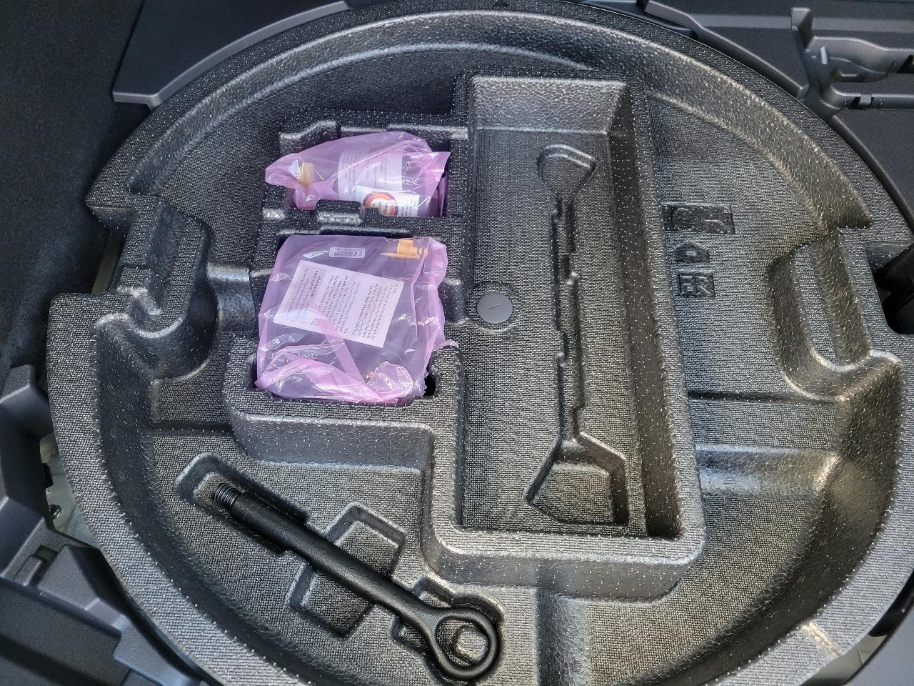 Toyota Crown Signia XLE AWD (Natl) 2025