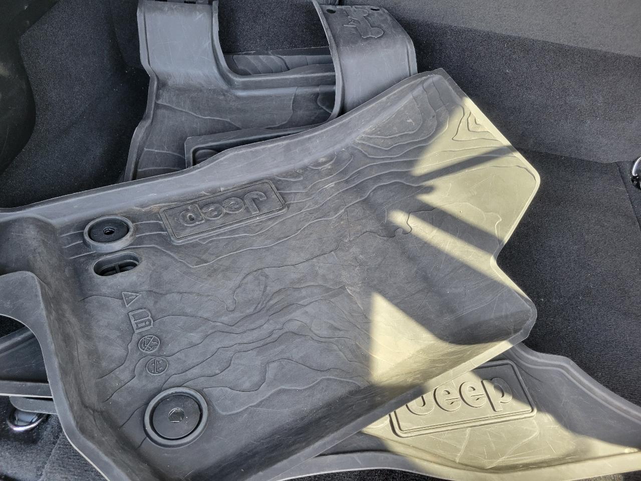 Jeep Wrangler 4xe Willys 4x4 2025