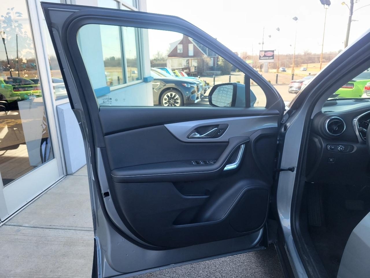 Chevrolet Blazer FWD 4dr LT w/2LT 2025