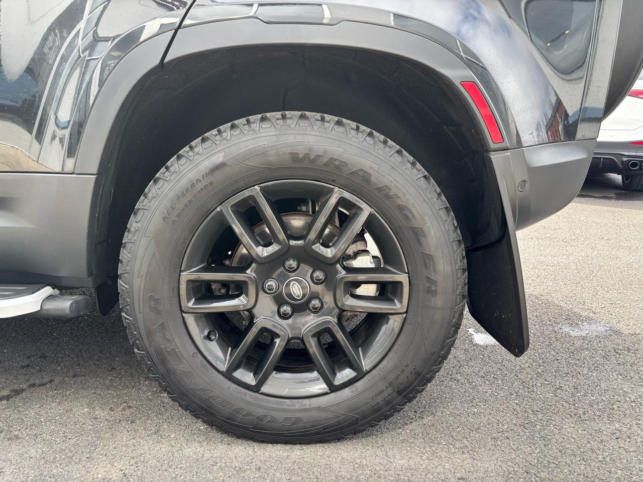 Land Rover Defender 110 S AWD 2023